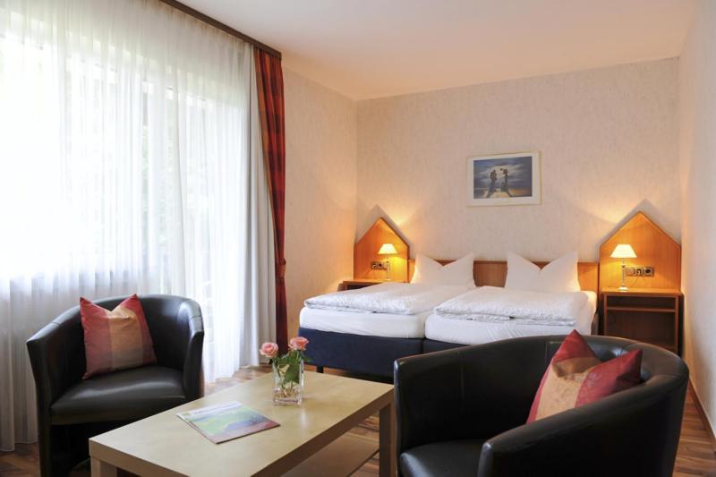 Hotel Zur Post Deudesfeld エクステリア 写真