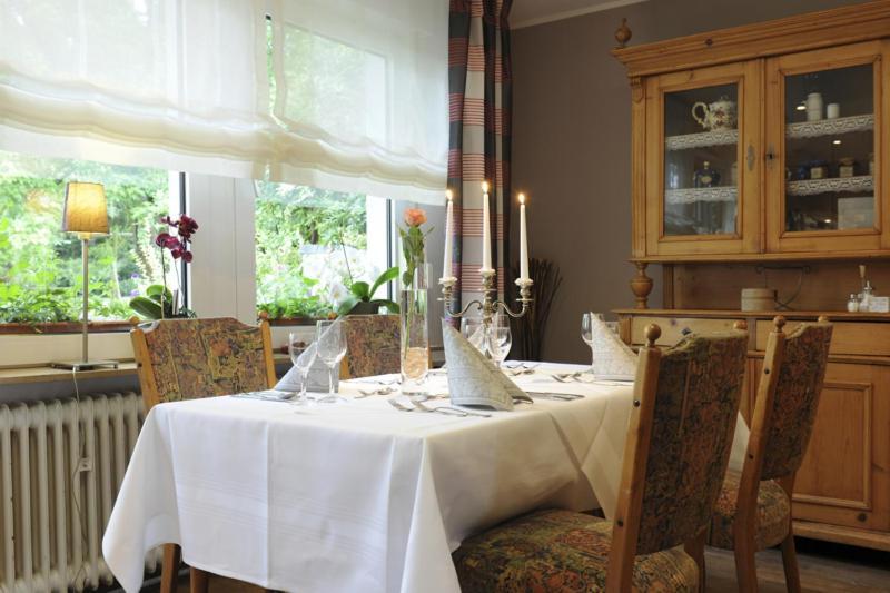 Hotel Zur Post Deudesfeld エクステリア 写真